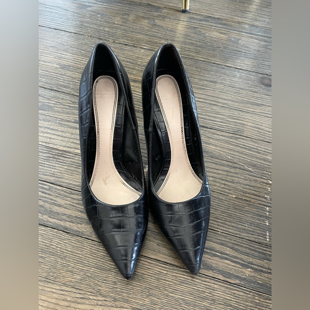 Black basic wardrobe Zara shoes size 8